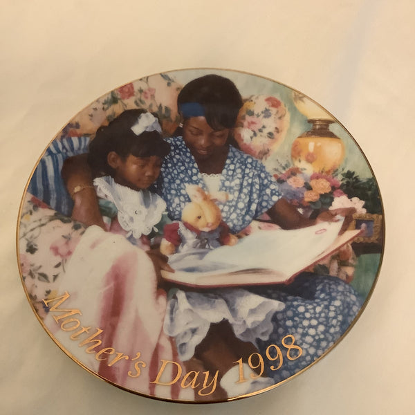 Special Moments 1998 Mother’s Day Plate Decor by Mike Wimmer