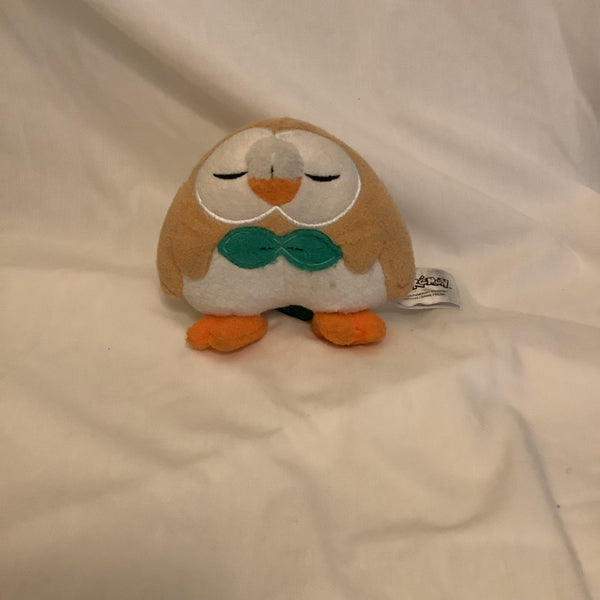 Pokémon Sleeping Rowlet Plush