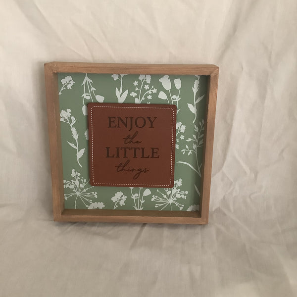 Enjoy The Little Things Wall Decor