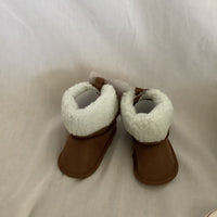 Stepping Stones Faux Fur Baby Boots Size 3-6M