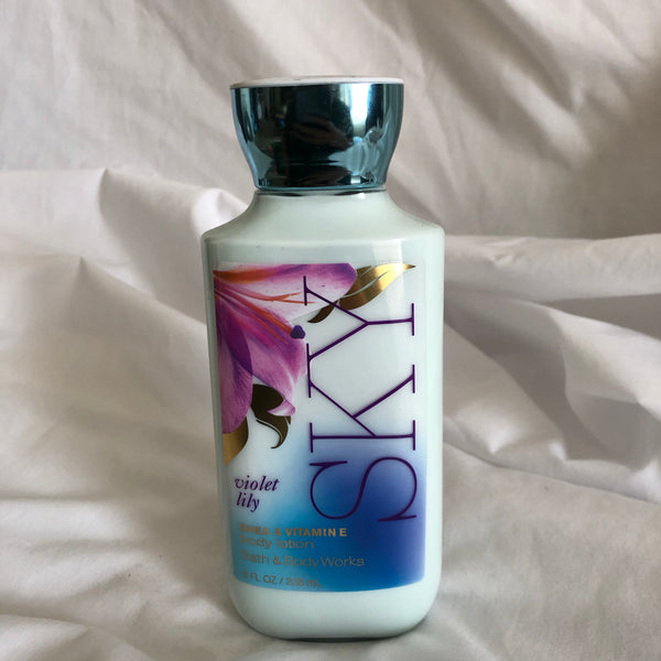 Bath & Body Works - Violet Lily Body Lotion