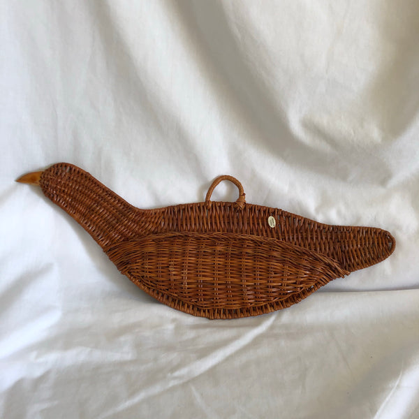 Straw Goose Hanging Wall Pocket