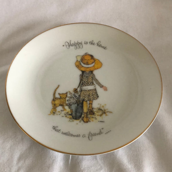 Holly Hobbie Decorative Plate