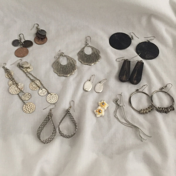 Jewelry Lot #25 (Earrings)