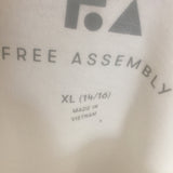 Free Assembly T-Shirt Women’s Size XL (14-16)