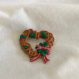 Christmas Heart Wreathe Brooch