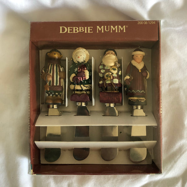 Debbie Mumm Sledding Spreaders