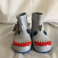 Jump a Roo Shark Boots - Kids Size 6