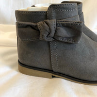 The Children’s Place Grey Boots - Toddler Size 10