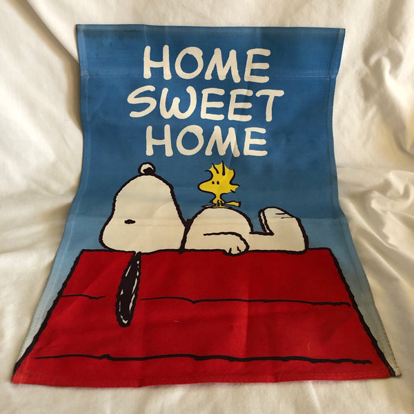 Snoopy 'Home Sweet Home' Garden Flag