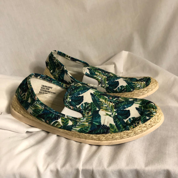 ESPIRIT Plant Print Shoes - Women’s Size 7.5M