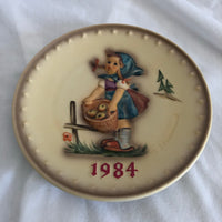 Vintage 1984 Goebel MJ Hummel Annual Plate Collectors Plate