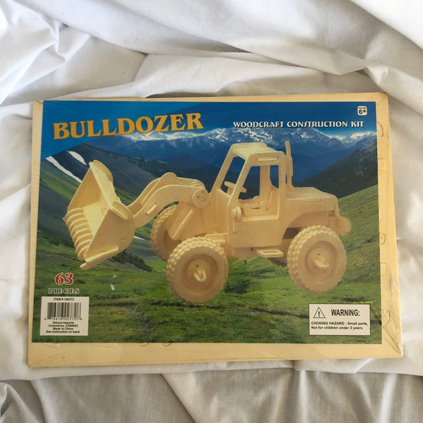 3D Wood Bulldozer Puzzle